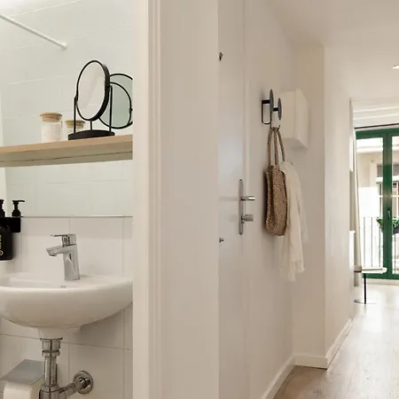 Ola Living Vidreria アパート *